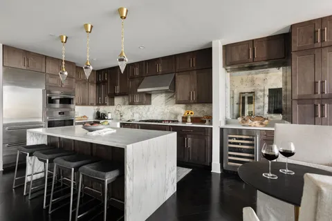 $1,095,000 | 1616 West End Avenue, Unit 3105, Nashville, TN 37203