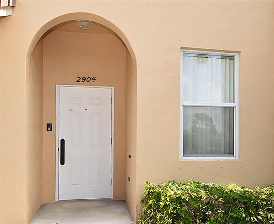 2904 Crestwood Terrace, Unit 4104 Margate, FL 33063 - Photo 3 of 21