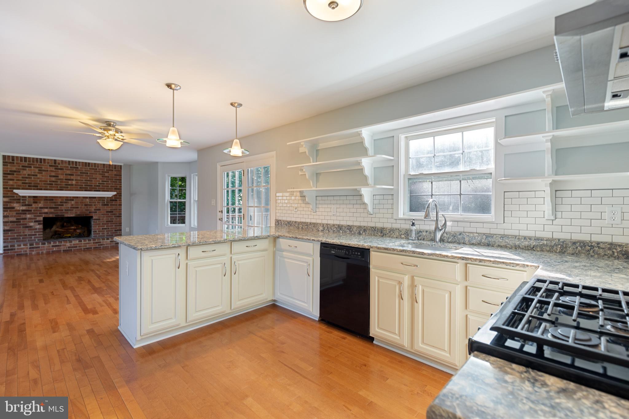 8140 Simpson Farm Road Owings, MD 20736 - Photo 16 of 31 Great kitchen to cook in