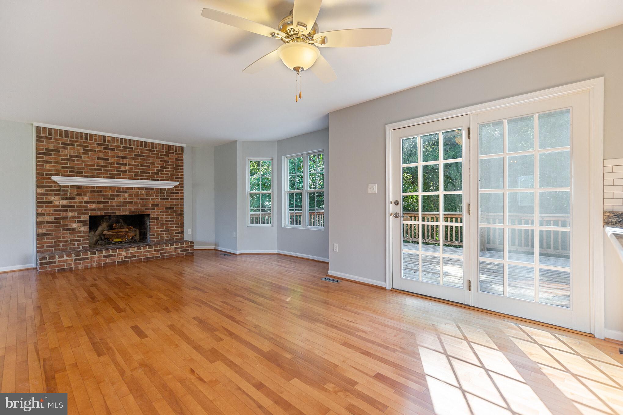 8140 Simpson Farm Road Owings, MD 20736 - Photo 5 of 31 Famly room w/access to back deck