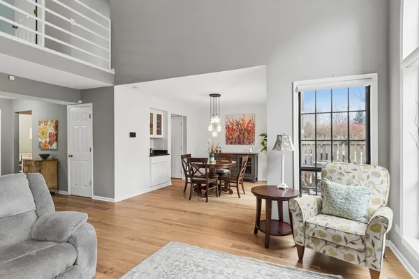 $475,000 | 1204 Hobson Oaks Court, Unit 1204, Naperville, IL 60540