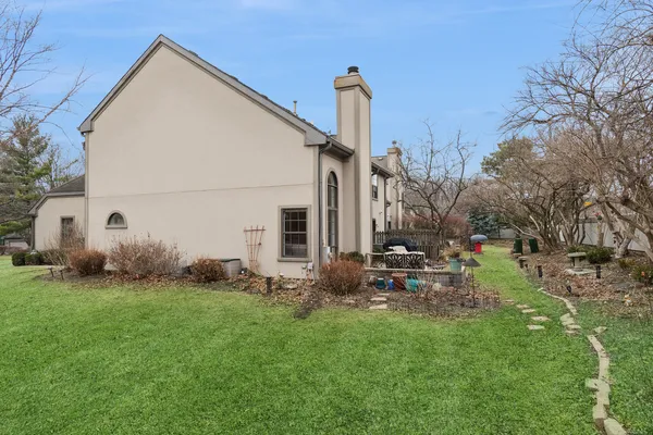 $475,000 | 1204 Hobson Oaks Court, Unit 1204, Naperville, IL 60540