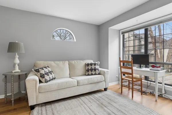 $475,000 | 1204 Hobson Oaks Court, Unit 1204, Naperville, IL 60540