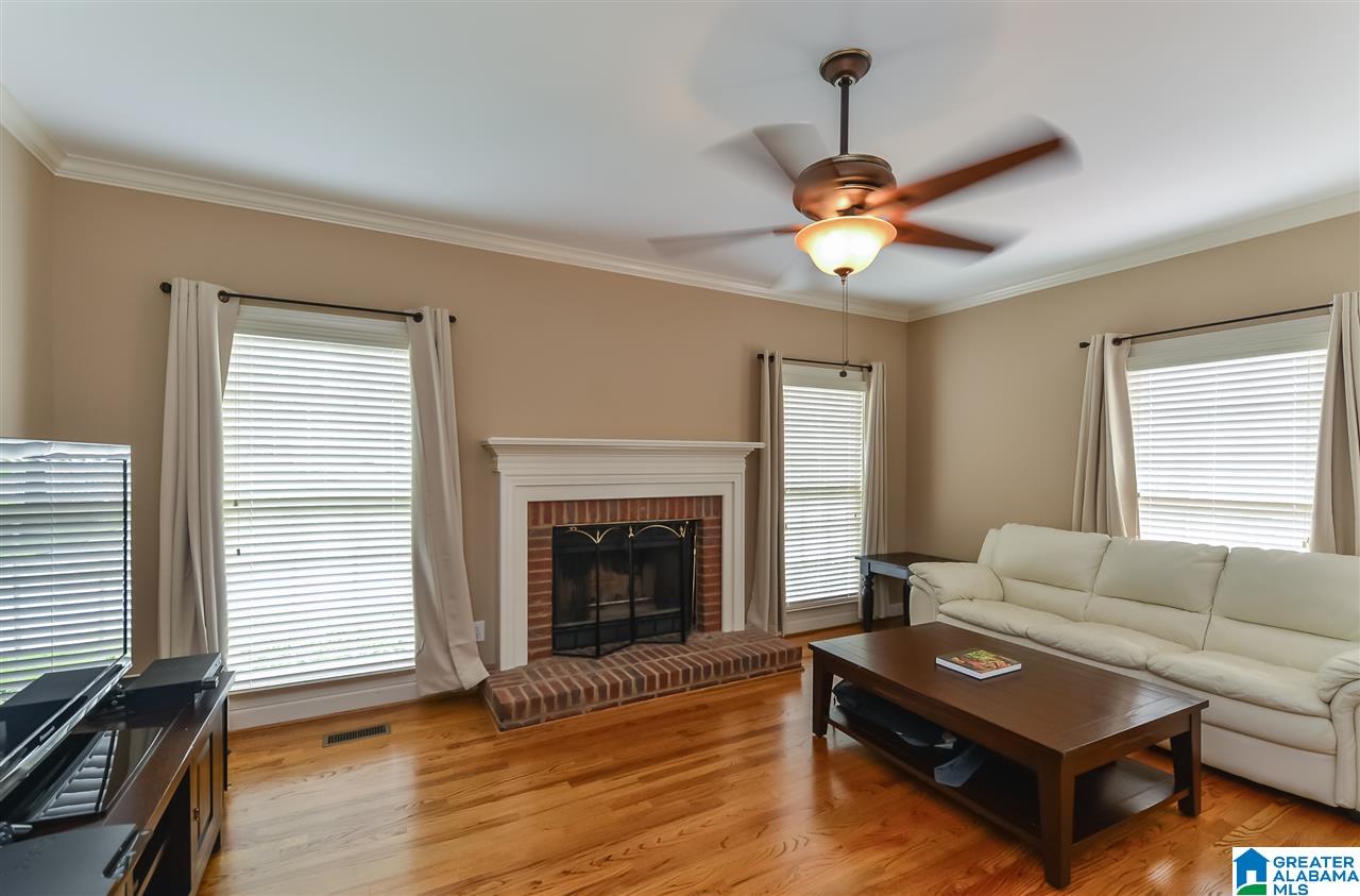 521 Meadow Ridge Circle Birmingham, AL 35242 - Photo 12 of 50