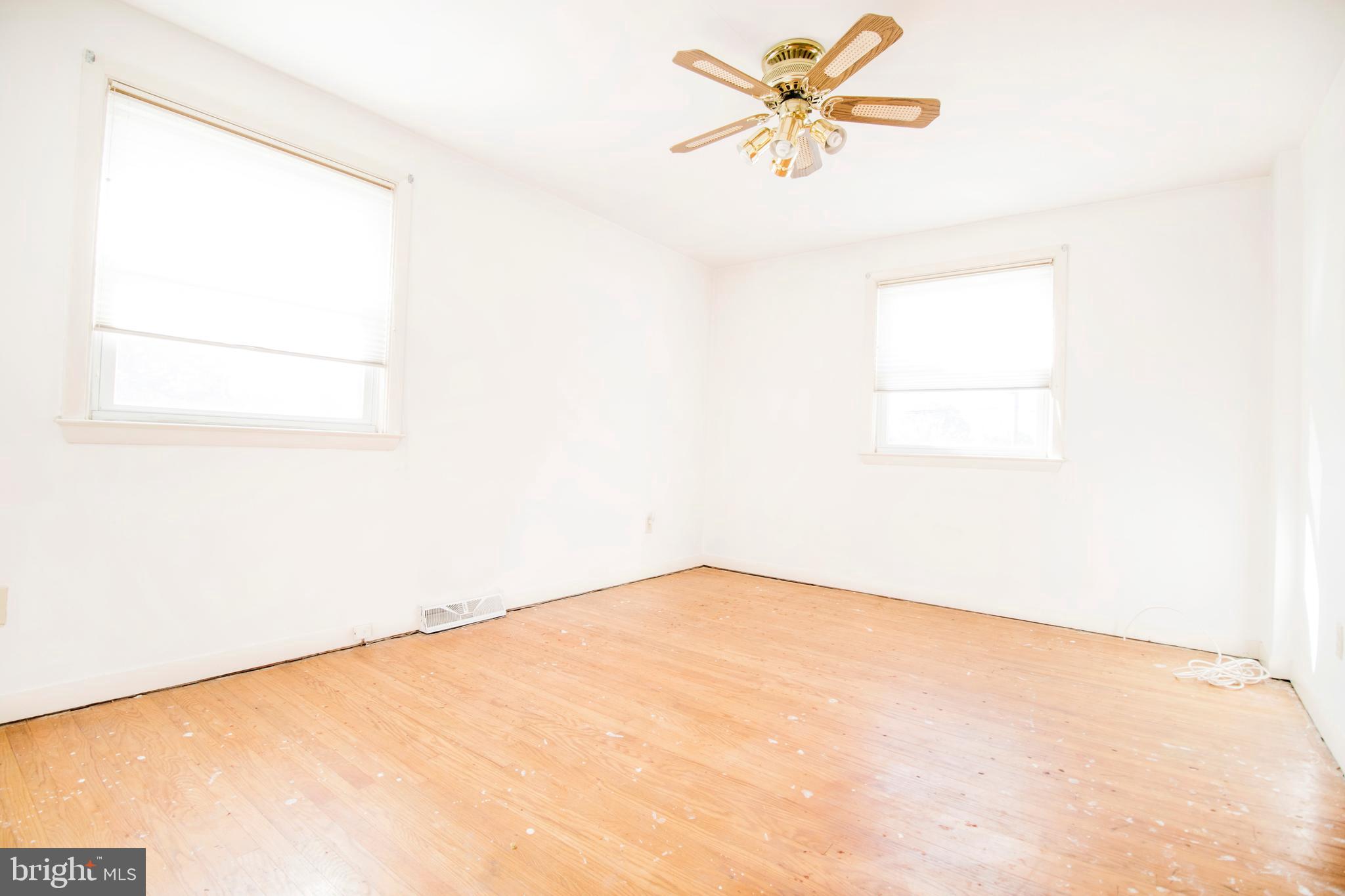 560 Cheyney Road Springfield, PA 19064 - Photo 22 of 30 Bedroom 2
