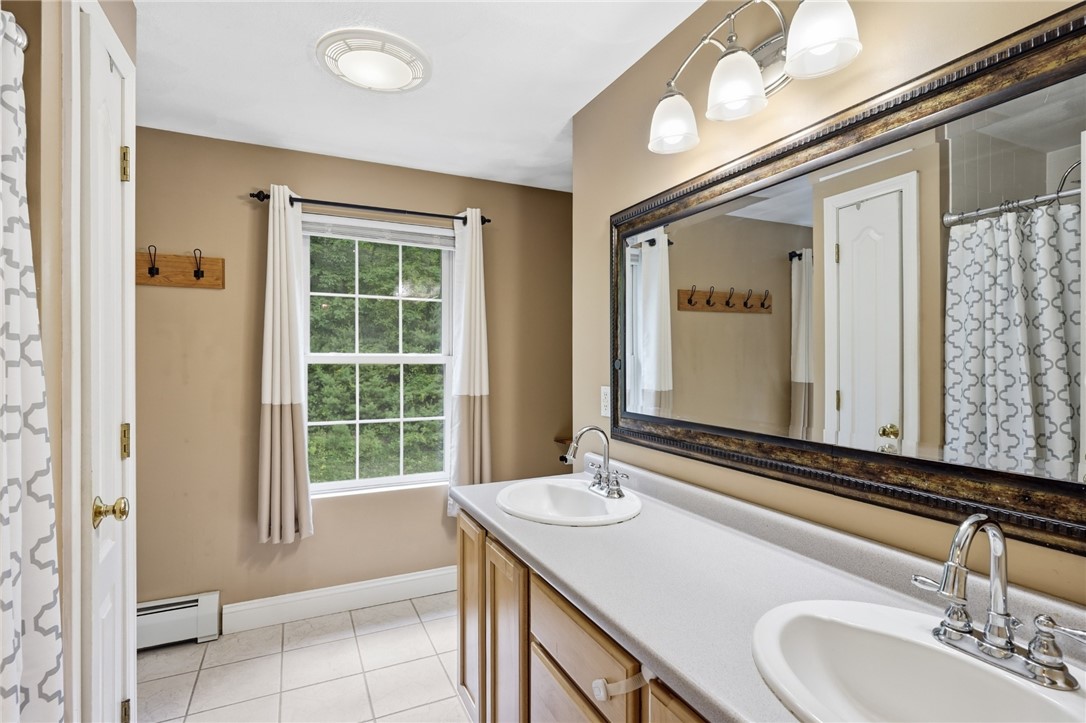 859 Knotty Oak Road Coventry, RI 02816 - Photo 28 of 39