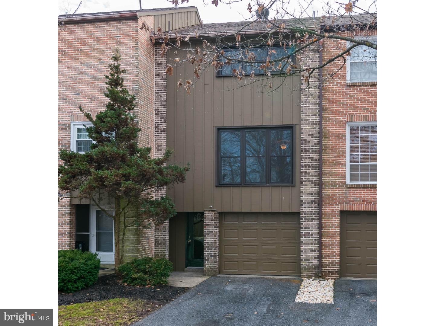 20 Club Lane Reading, PA 19607 - Photo 1 of 21 Gallery Image 1