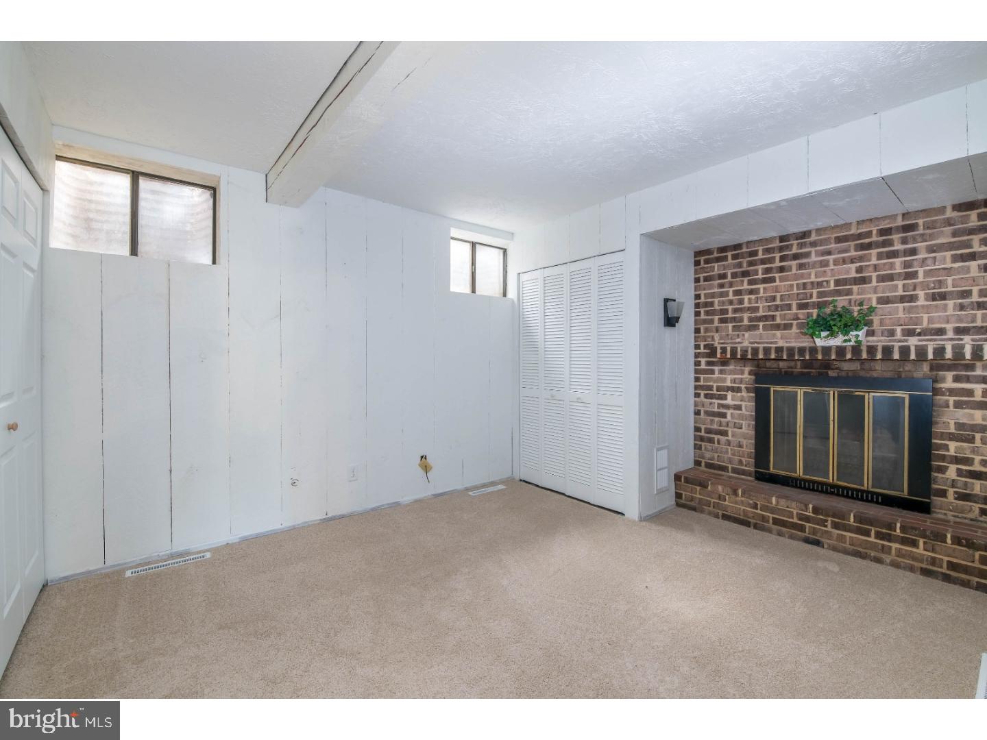 20 Club Lane Reading, PA 19607 - Photo 2 of 21 Gallery Image 2