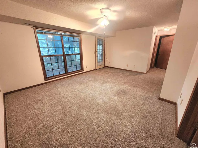 $229,000 | 1439 Applegate Court, Lawrence, KS 66049