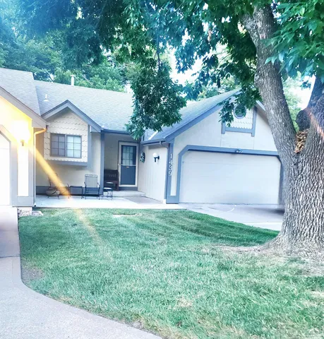 $229,000 | 1439 Applegate Court, Lawrence, KS 66049