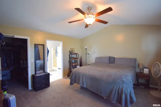 $255,000 | 10341 Puckett Lane, Mount Vernon, IL 62864