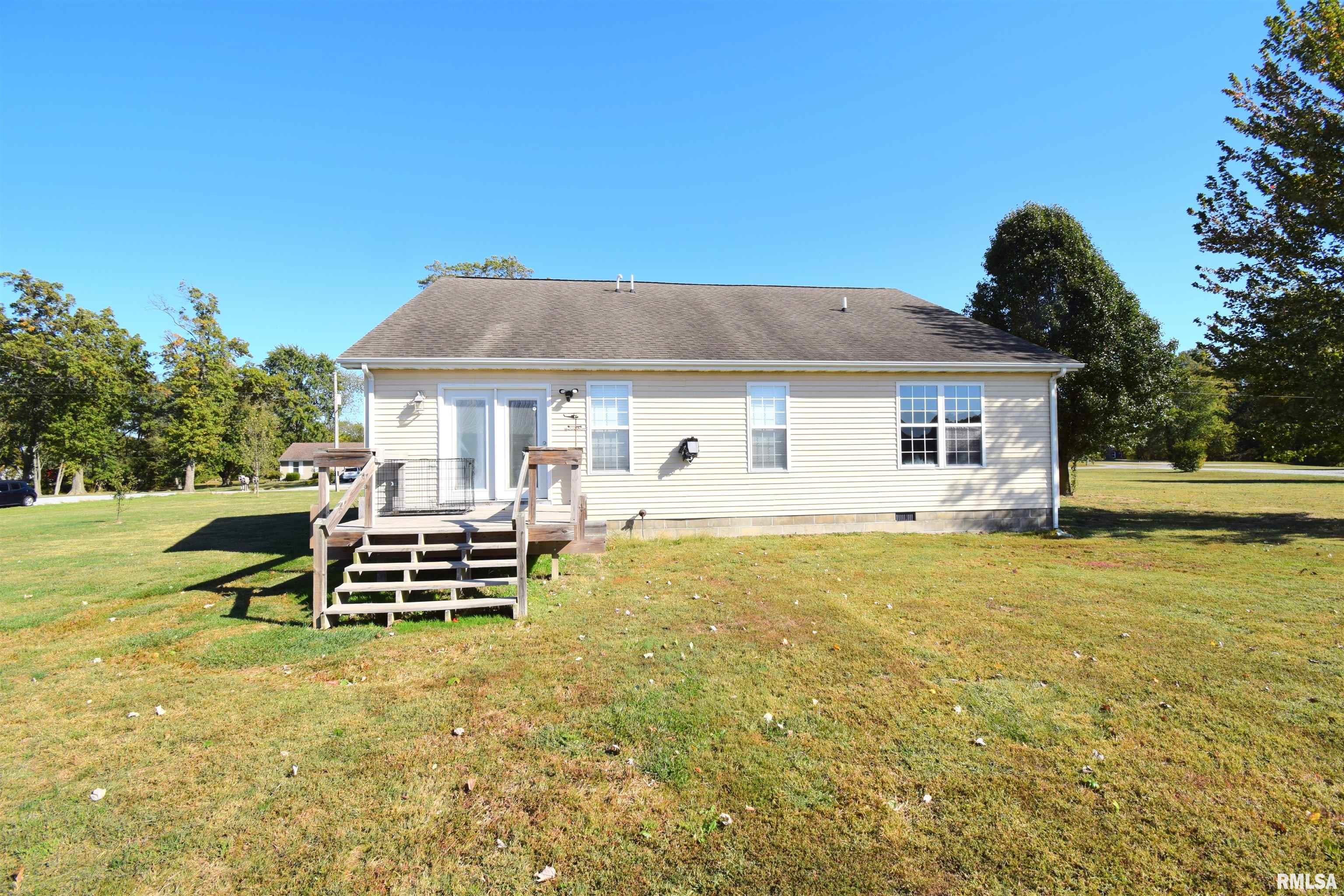 10341 Puckett Lane Mount Vernon, IL 62864 - Photo 4 of 23