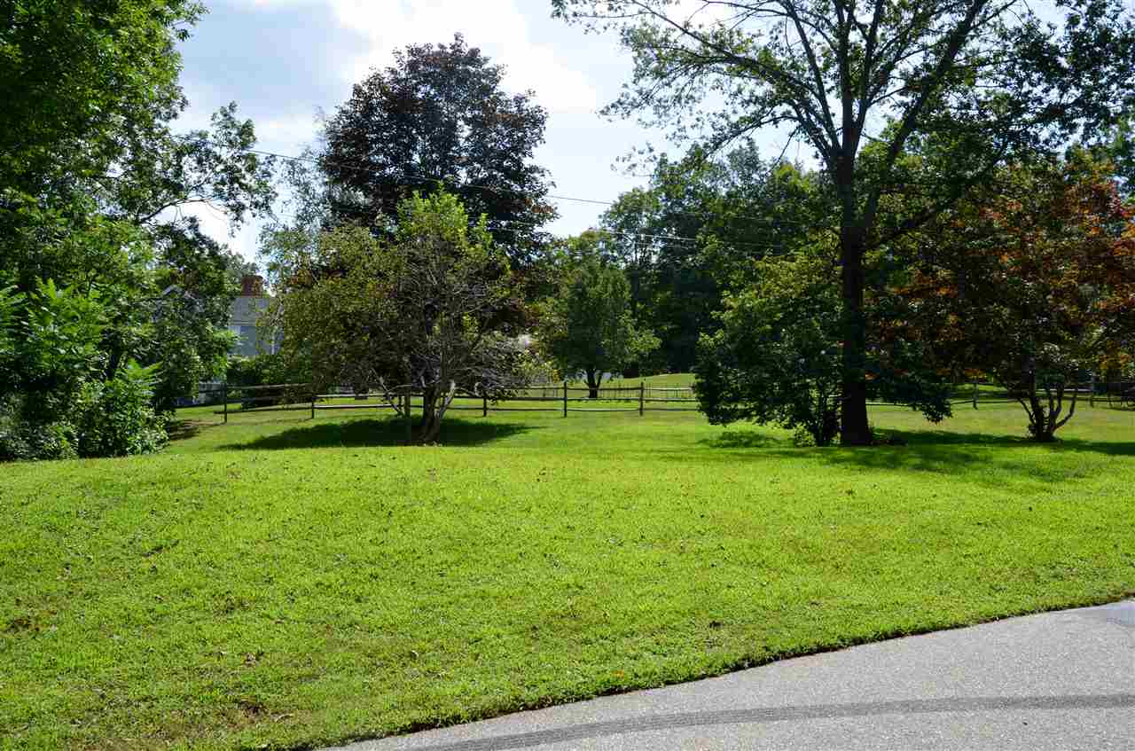 233 Danville Road Fremont, NH 03044 - Photo 4 of 32