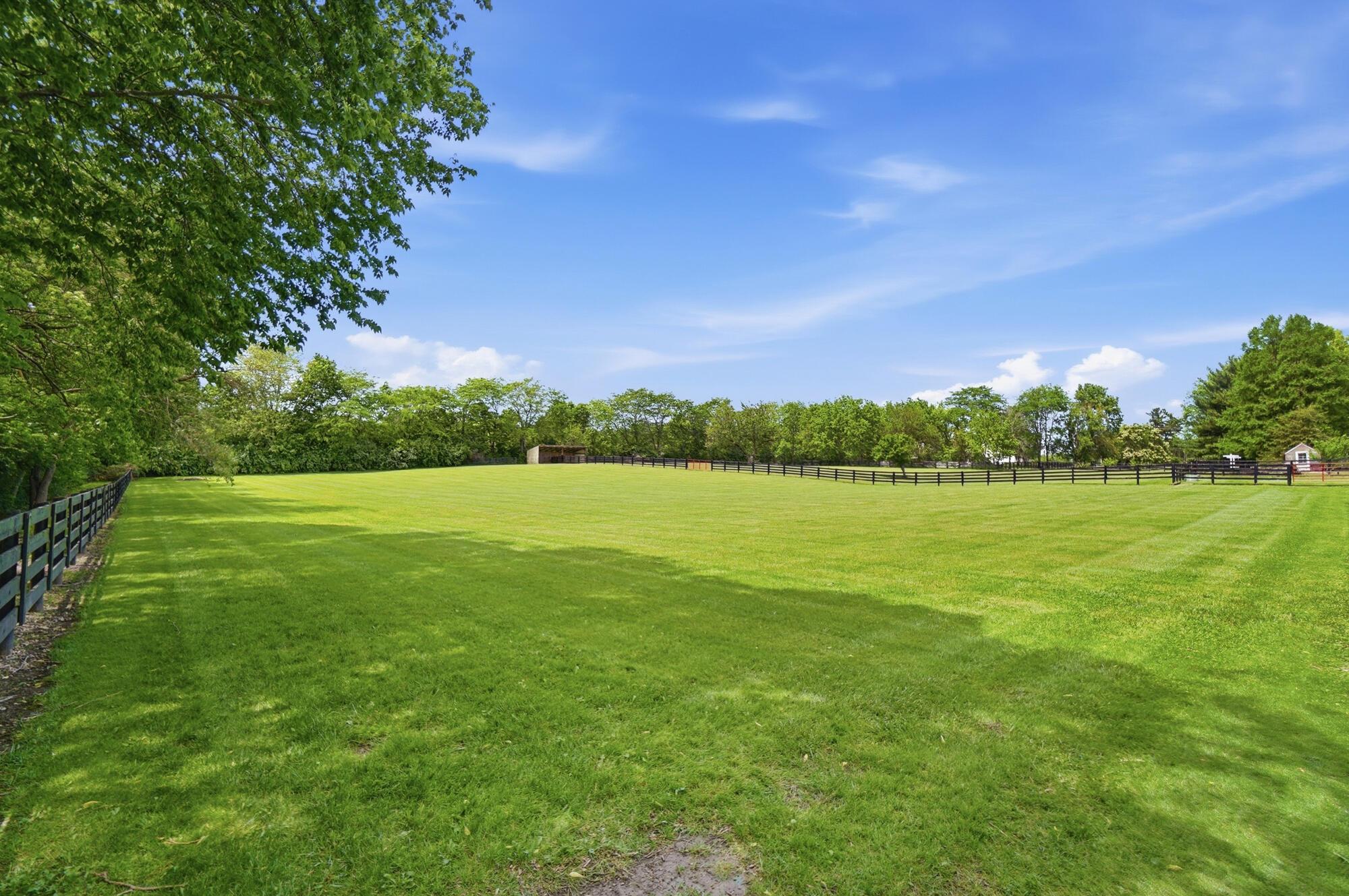 6075 Alkire Road Galloway, OH 43119 - Photo 70 of 85 3 pastures