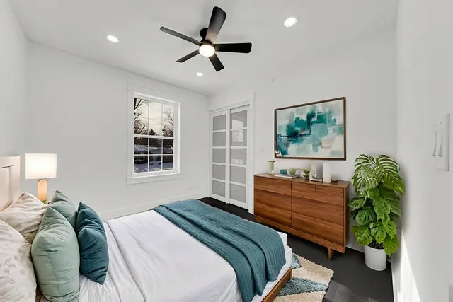 $475,000 | 17830 West Winnebago Drive, Grayslake, IL 60030