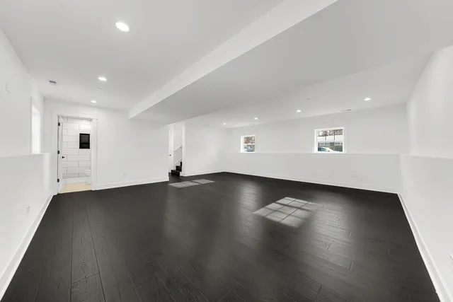 $475,000 | 17830 West Winnebago Drive, Grayslake, IL 60030