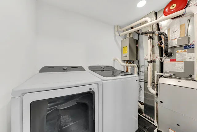 $475,000 | 17830 West Winnebago Drive, Grayslake, IL 60030