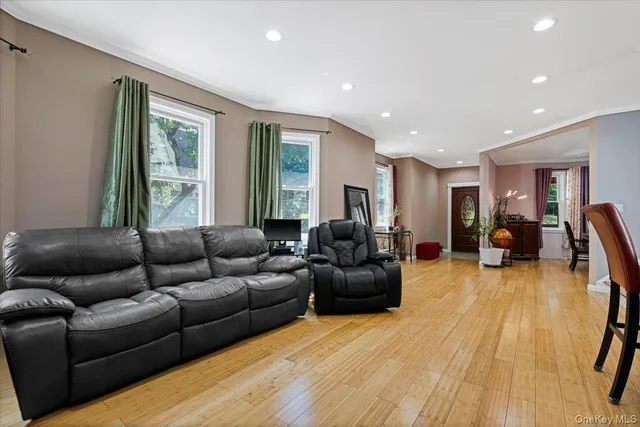 $835,999 | 315 Seneca Avenue, Mount Vernon, NY 10553