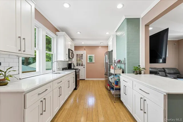 $835,999 | 315 Seneca Avenue, Mount Vernon, NY 10553