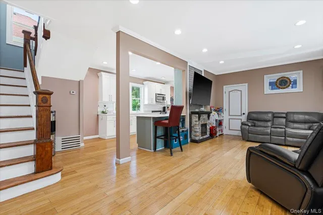 $835,999 | 315 Seneca Avenue, Mount Vernon, NY 10553