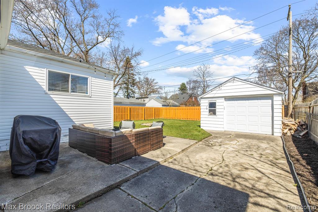 1340 Princeton Road Berkley, MI 48072 - Photo 33 of 39
