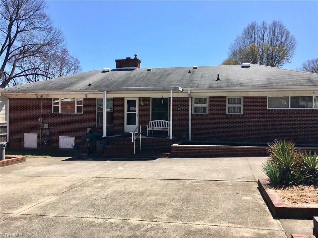 601 Shawnee Road Greensboro, NC 27403 - Photo 9 of 27 Gallery Image 9