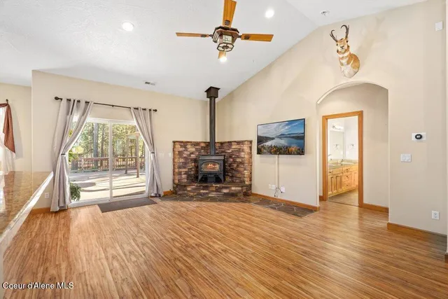 $1,100,000 | 4308 Rosemont Drive, Athol, ID 83801