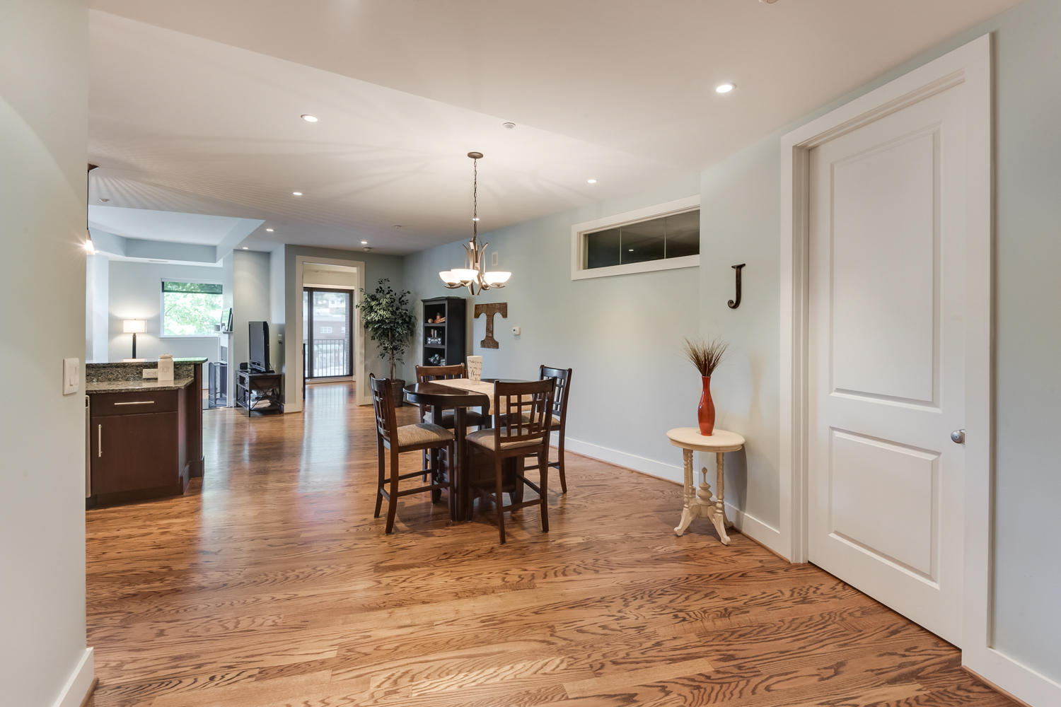 4 Cherokee Blvd., Unit 214 Chattanooga, TN 37405 - Photo 12 of 37 4_Cherokee_Blvd_214_04