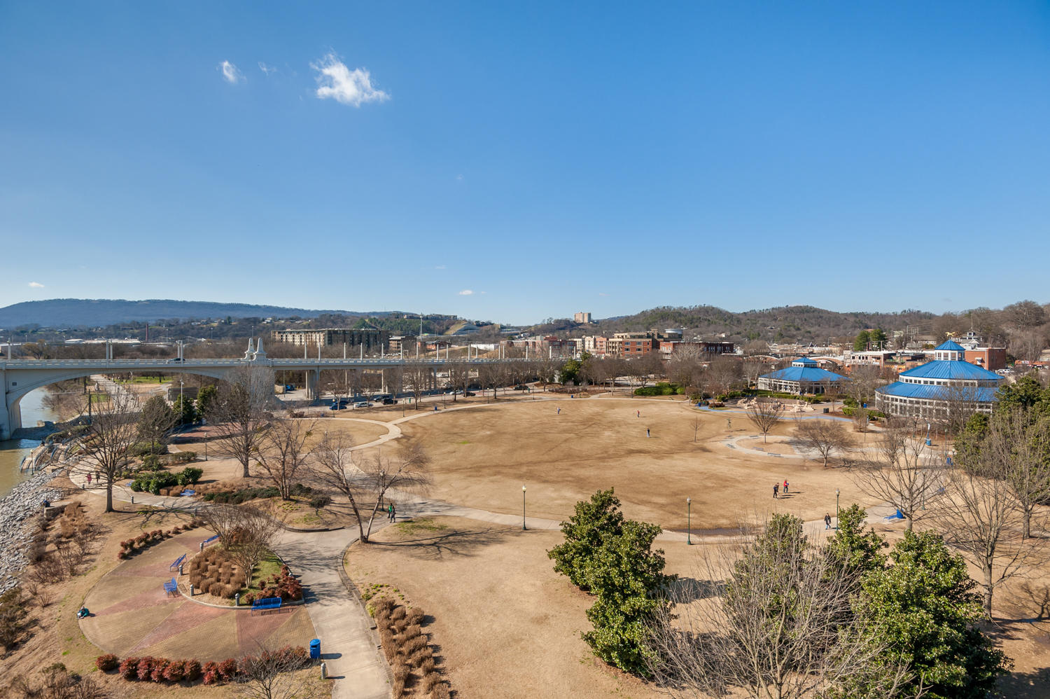 4 Cherokee Blvd., Unit 214 Chattanooga, TN 37405 - Photo 29 of 37 4_Cherokee_Blvd_04