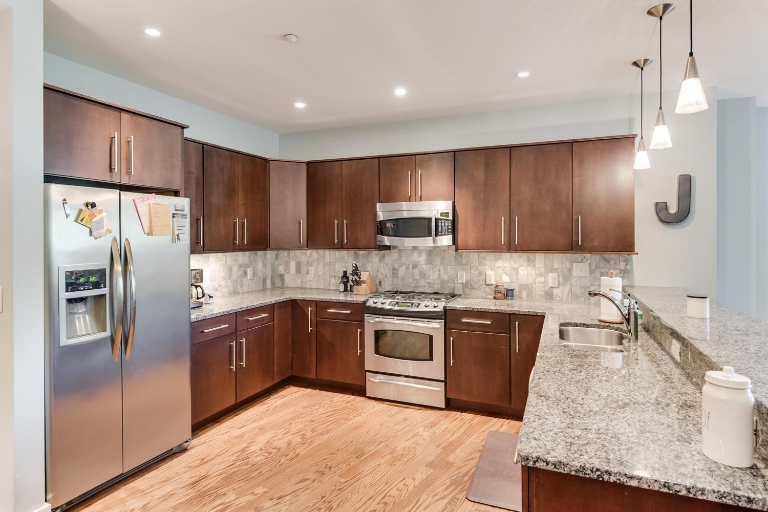 4 Cherokee Blvd., Unit 214 Chattanooga, TN 37405 - Photo 4 of 37 4_Cherokee_Blvd_214_09