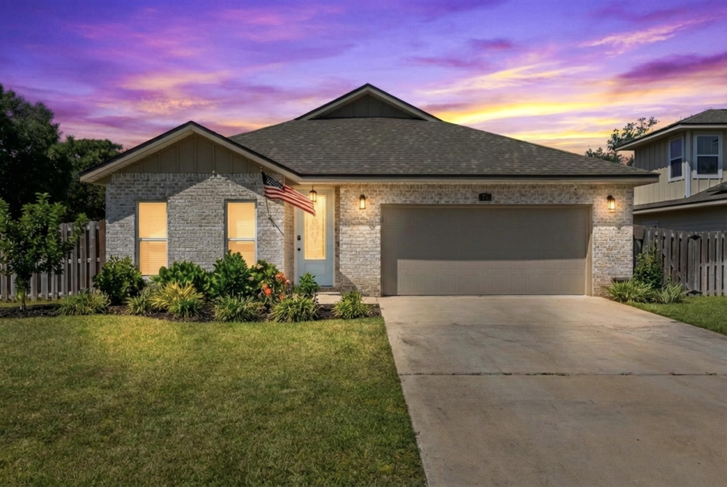 57 5th Street Shalimar, FL 32579 - Photo 31 of 31 a front view of a house with a yard