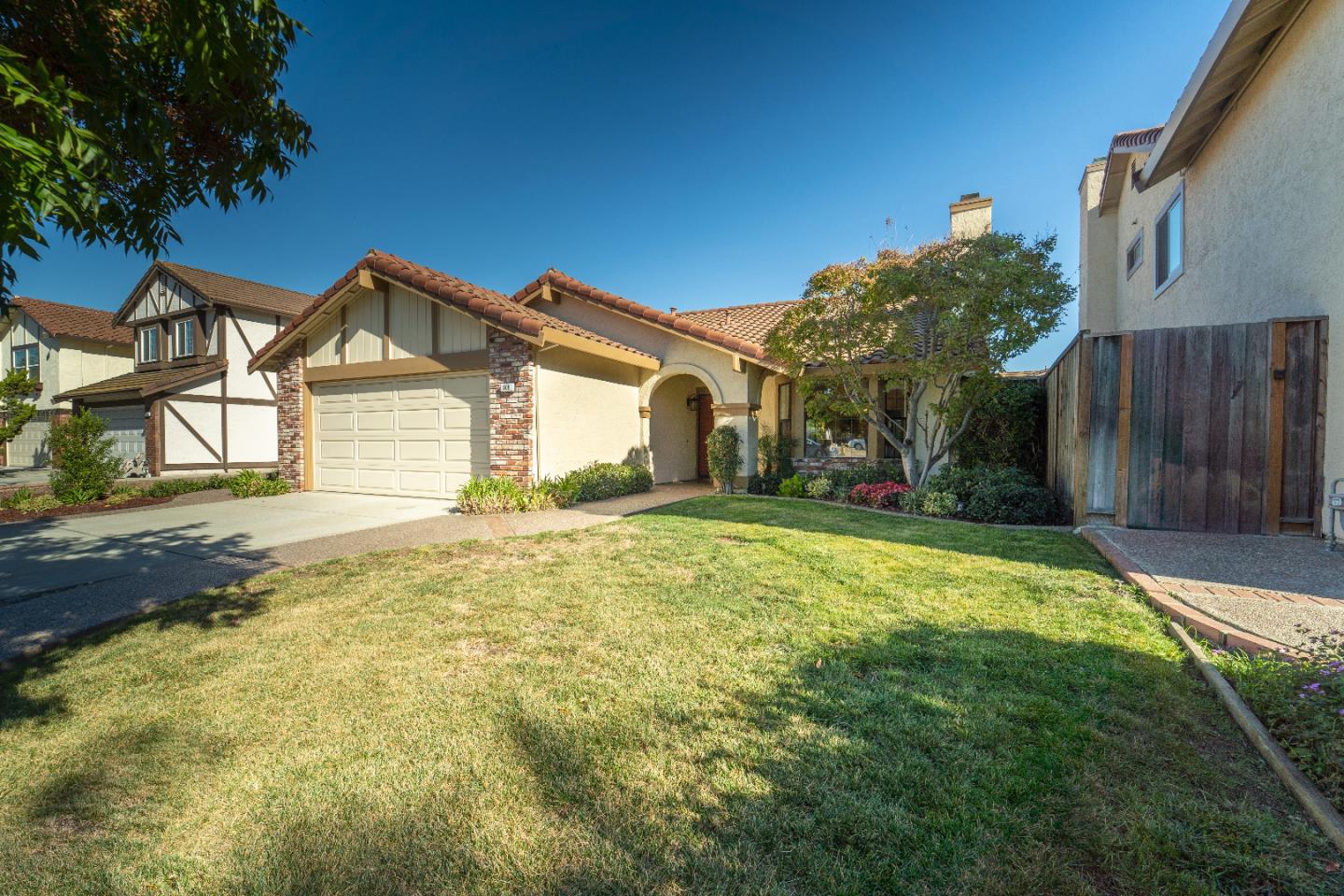 808 Hamilton Avenue Milpitas, CA 95035 - Photo 37 of 41 a front view of a house with a yard