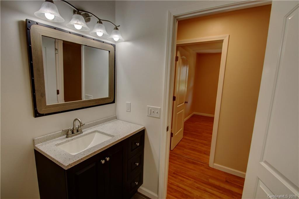 299 James Street, Unit 34 Clyde, NC 28721 - Photo 13 of 26 Gallery Image 13
