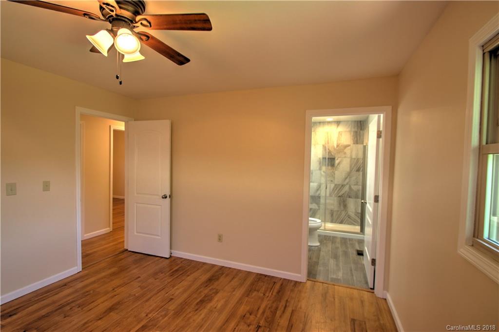 299 James Street, Unit 34 Clyde, NC 28721 - Photo 16 of 26 Gallery Image 16