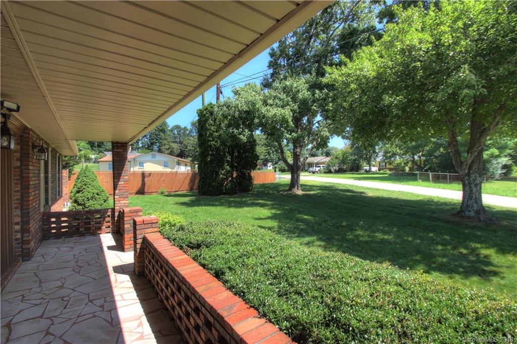 299 James Street, Unit 34 Clyde, NC 28721 - Photo 25 of 26 Gallery Image 25