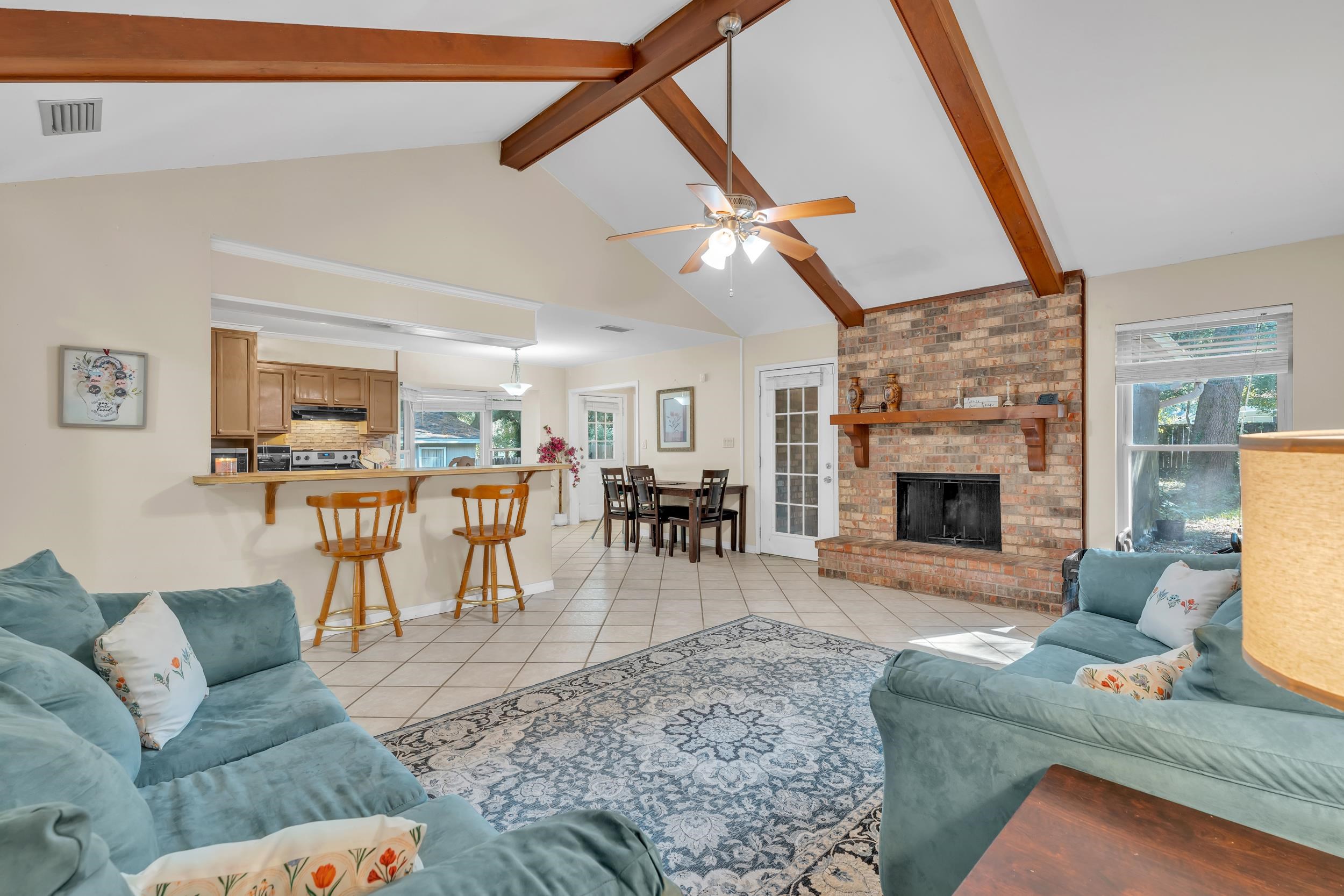 130 Chatam Loop Daphne, AL 36526 - Photo 3 of 26 Living Room