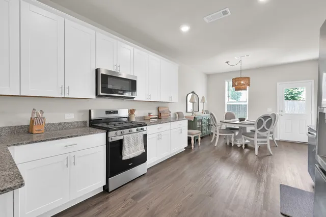 $299,995 | 11739 Armadale Drive, Tomball, TX 77375