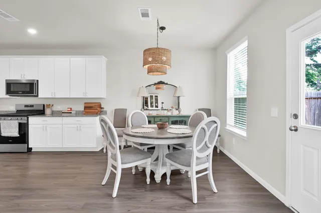 $299,995 | 11739 Armadale Drive, Tomball, TX 77375