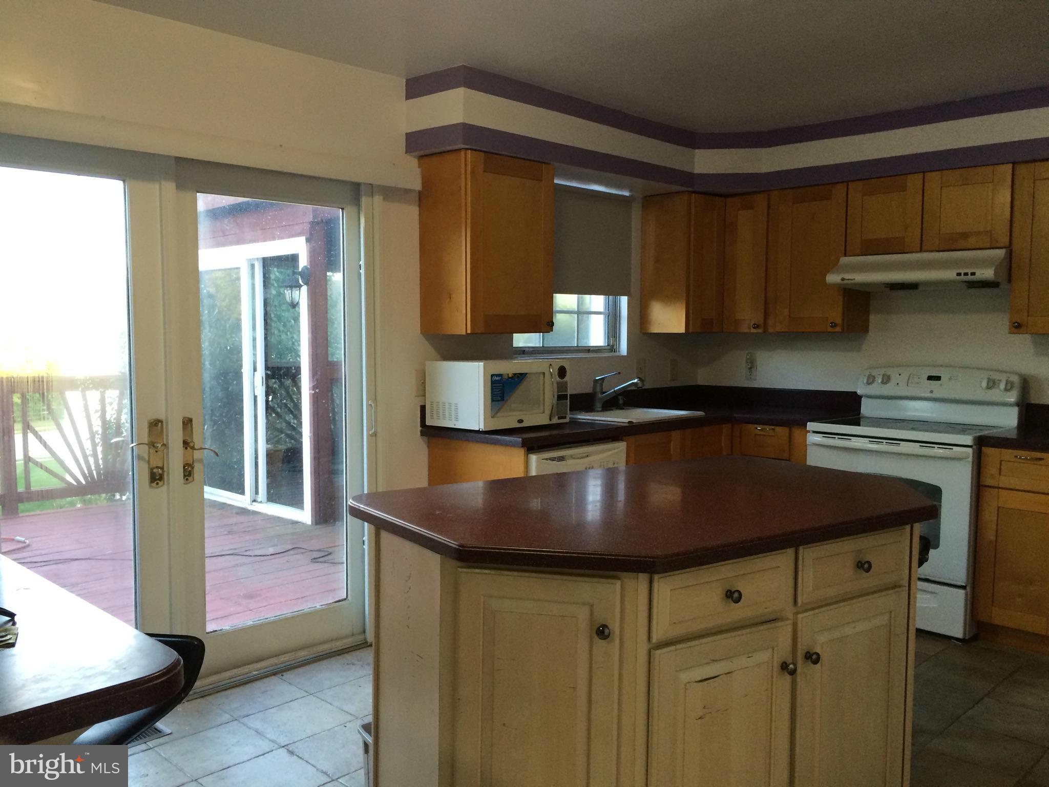 4320 Mispillion Road Baltimore, MD 21236 - Photo 10 of 24 Kitchen
