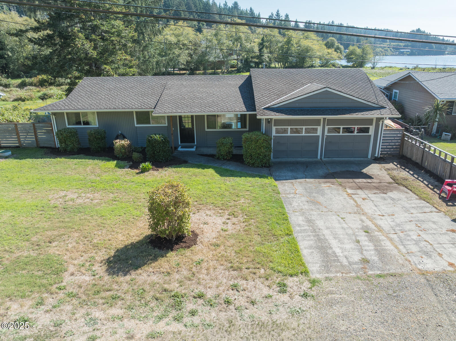 4724 Northeast Loop Drive Otis, OR 97368 - Photo 30 of 37 -29