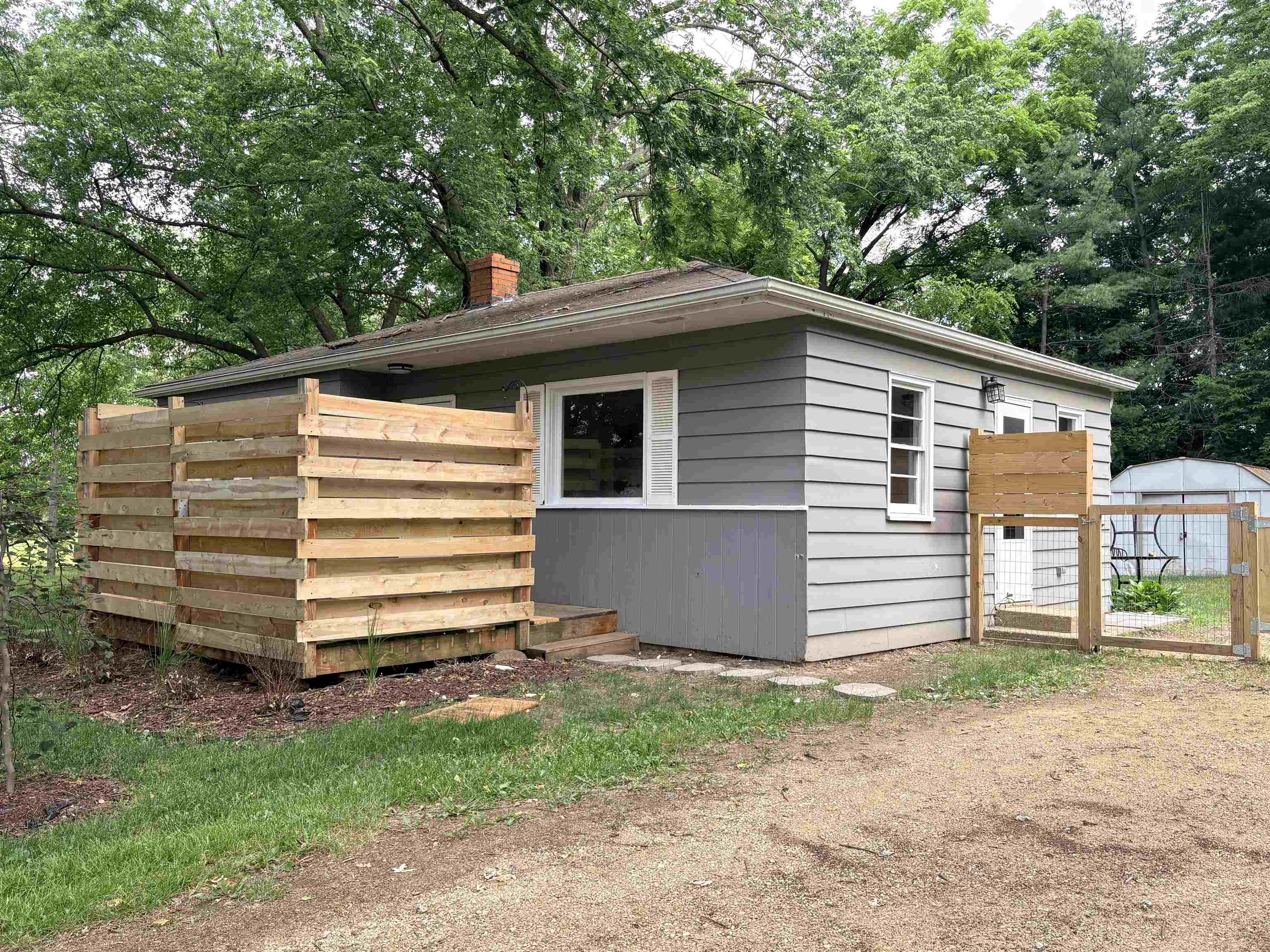 2471 North Jackson Road Pecatonica, IL 61063 - Photo 3 of 19