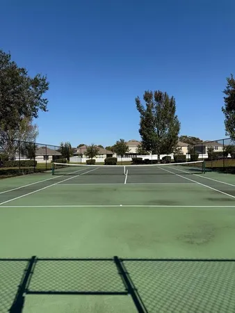 a view of a parking area