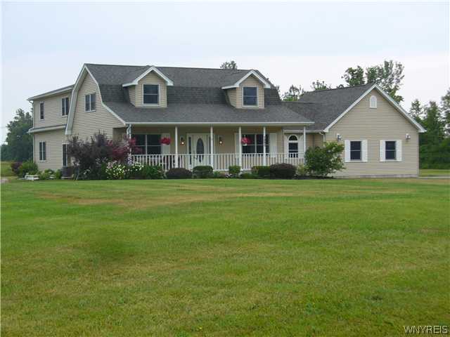 7990 Simms Road Royalton, NY 14094 - Photo 1 of 1 Exterior Front. Best of both worlds-country living