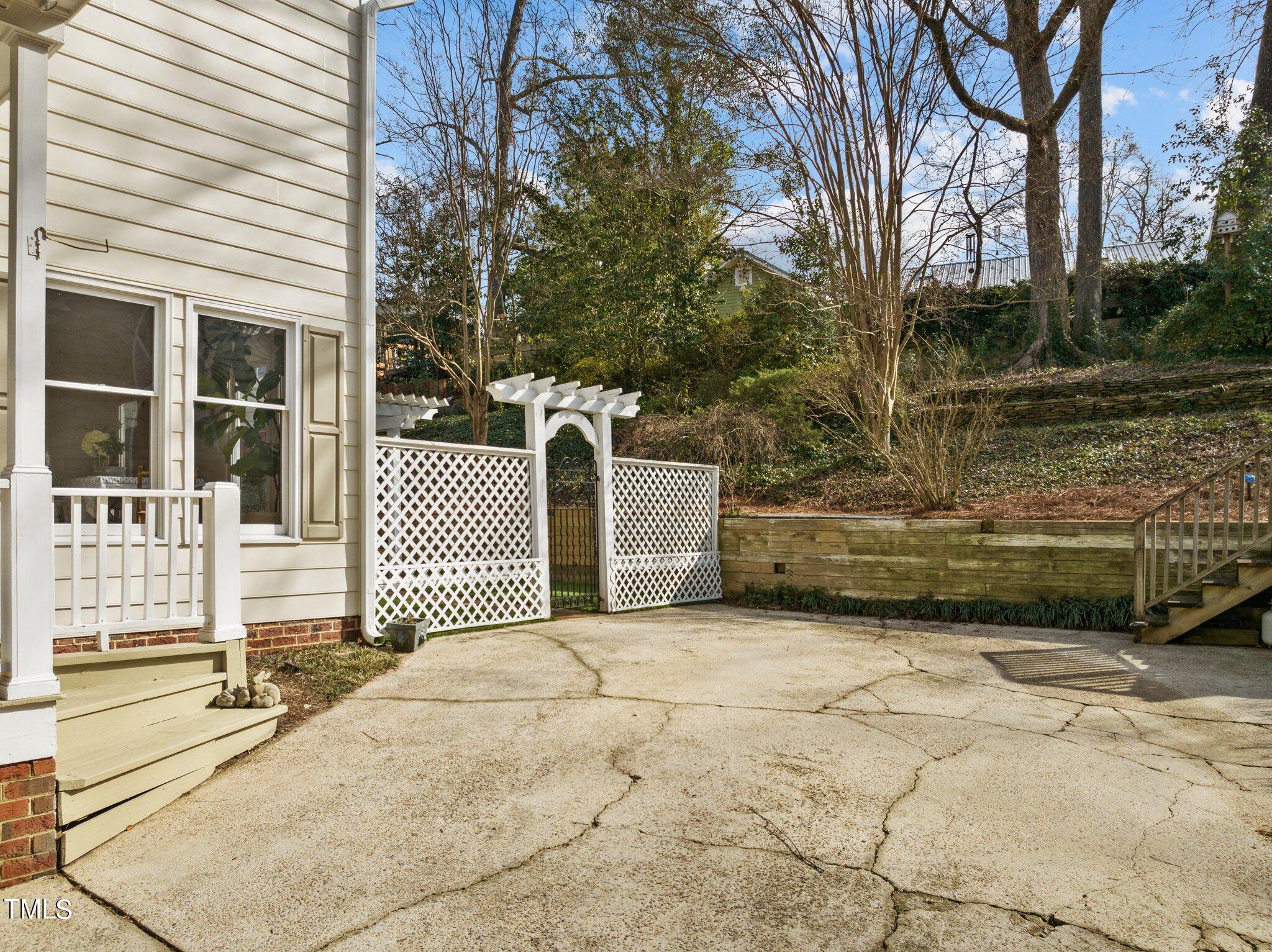 2216 Oxford Road Raleigh, NC 27608 - Photo 47 of 48 49-web-or-mls-DJI_0074