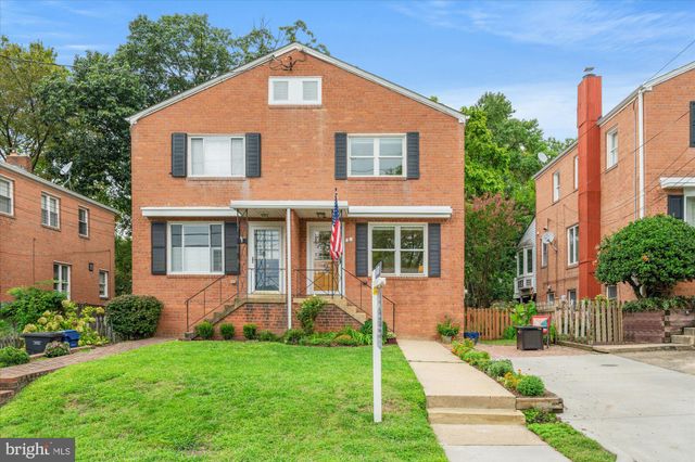 $750,000 | 8 East Spring Street, Alexandria, VA 22301