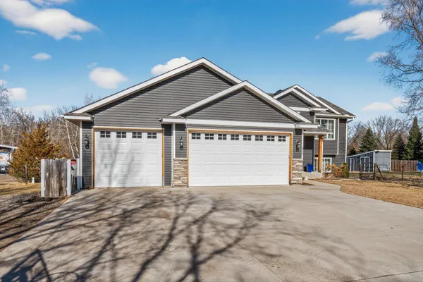 $574,900 | 4349 218th Avenue Northwest, Oak Grove, MN 55303