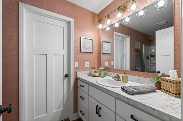 $574,900 | 4349 218th Avenue Northwest, Oak Grove, MN 55303