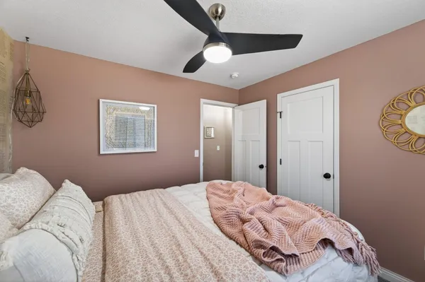 $574,900 | 4349 218th Avenue Northwest, Oak Grove, MN 55303