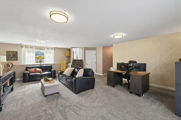 $574,900 | 4349 218th Avenue Northwest, Oak Grove, MN 55303