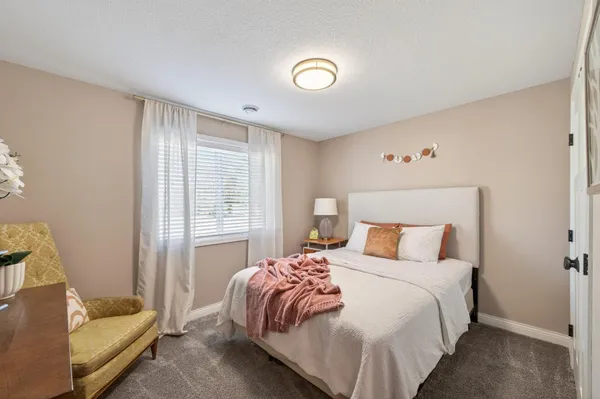 $574,900 | 4349 218th Avenue Northwest, Oak Grove, MN 55303